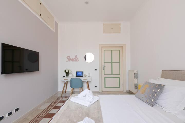 Elegant Aparment Vittorio City Center Рим Екстериор снимка